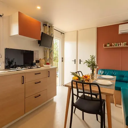 L'olivier, Mobil-home Climatise Avec Vue Exceptionnelle Semesterbostad *